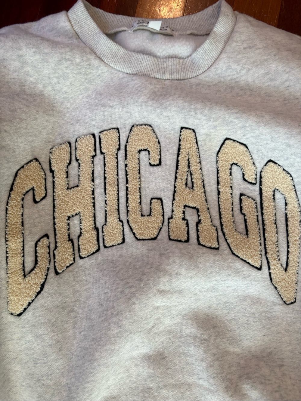 Chicago Crewneck - Picture 2 of 2